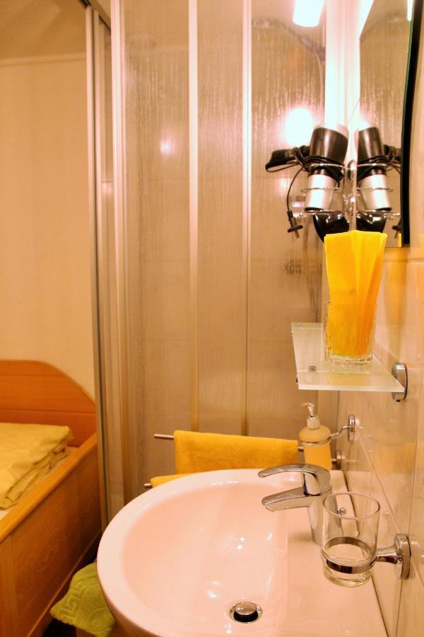 Haus Waldheim Hotel ซังคท์เลออนฮาร์ด อิม พิทซ์ทัล ภายนอก รูปภาพ